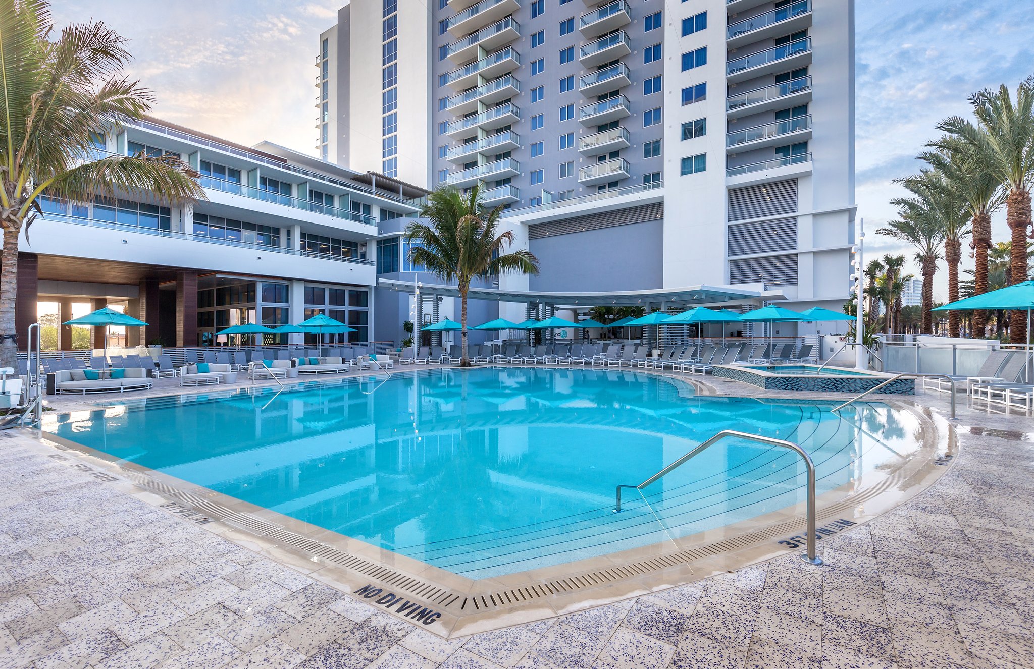 Wyndham Clearwater Beach Resort Pool