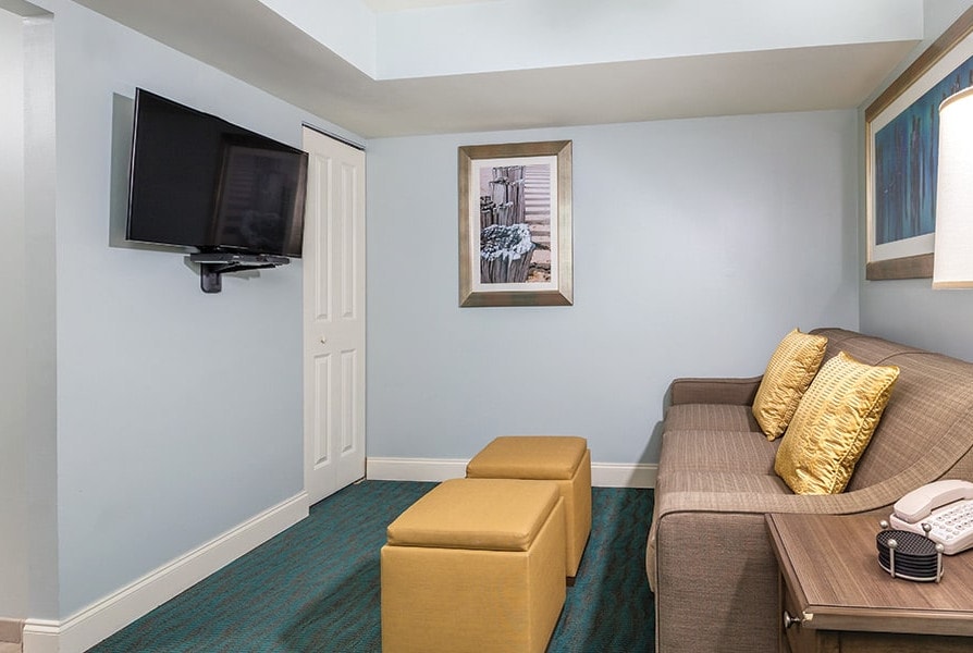 Club Wyndham Towers on the Grove 1 Bedroom Area