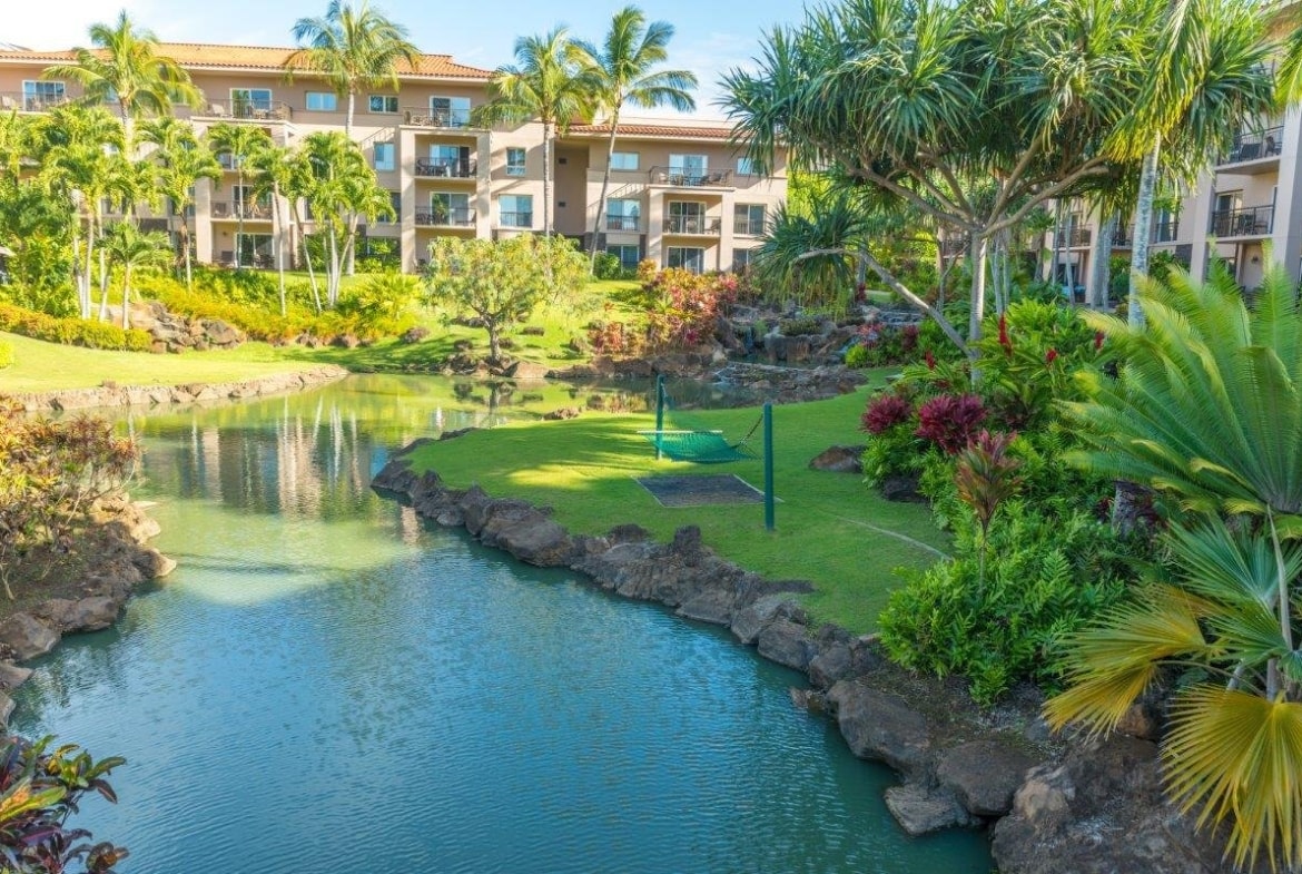 Marriott's Waiohai Beach Club Outside Area