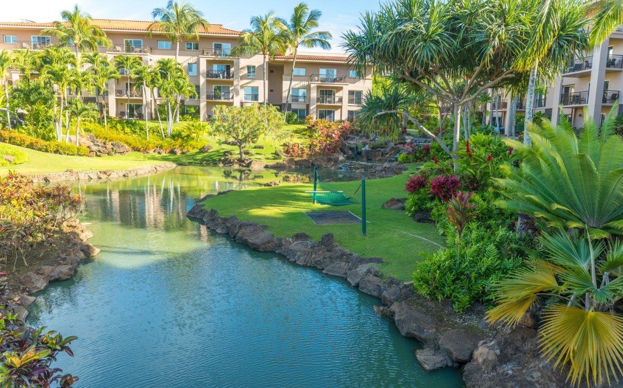 Marriott's Waiohai Beach Club Outside Area