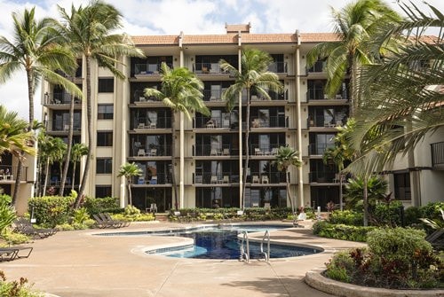 Maui Beach Vacation Club Exterior View