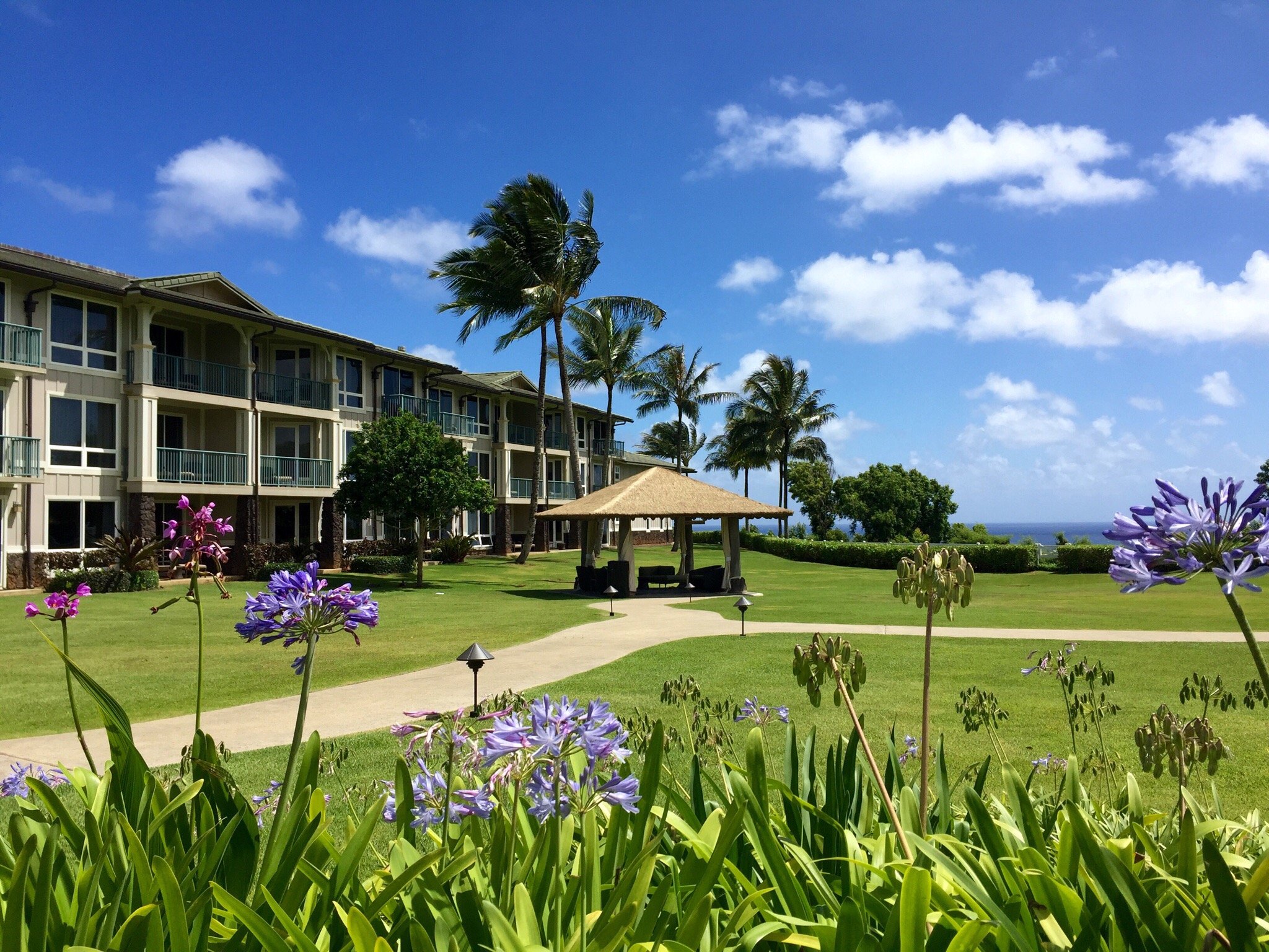 Westin Princeville Ocean Resort Villas Exterior Walkway