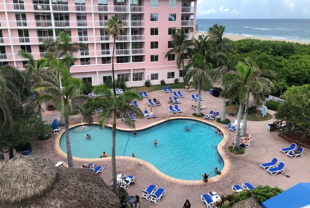 Palm Beach Shores Resort and Vacation Villas Balcony