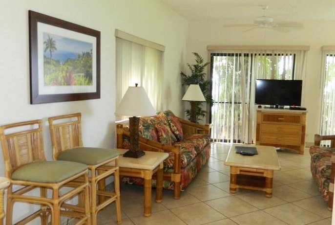 Hono Koa Resort living area