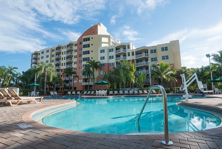 Vacation Village At Bonaventure Pool