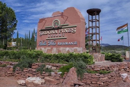 Sedona Pines Resort Sign