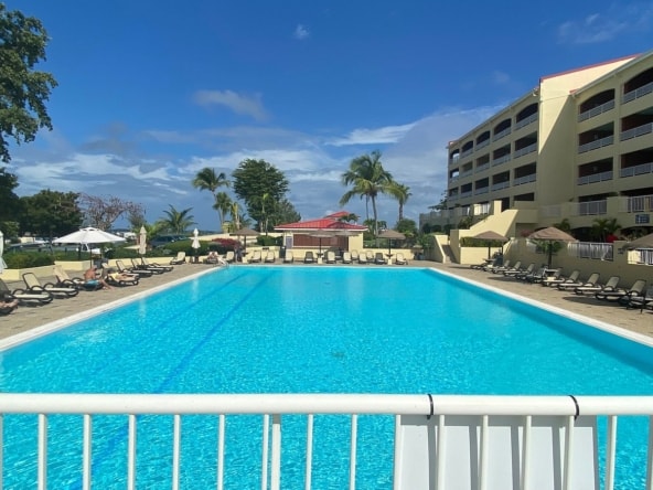 Simpson Bay Resort, Marina & Spa pool