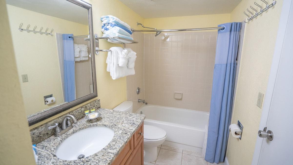 Blue Tree Resort At Lake Buena Vista bathroom